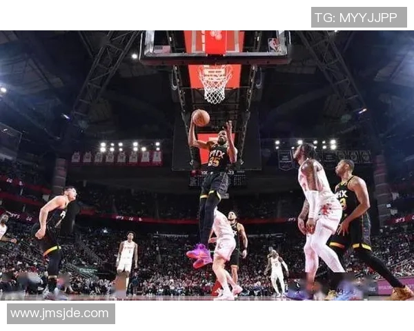 2020年火箭队与雷霆队全场精彩对决回顾与分析 2020年火箭队与雷霆队全场精彩对决回顾与分析