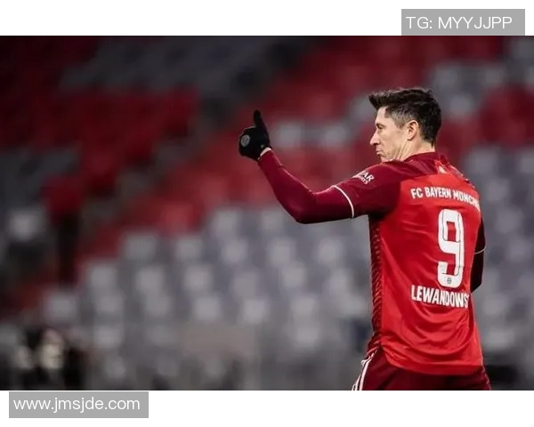 莱万重返德甲对阵拜仁遭球迷嘘声四起引发热议