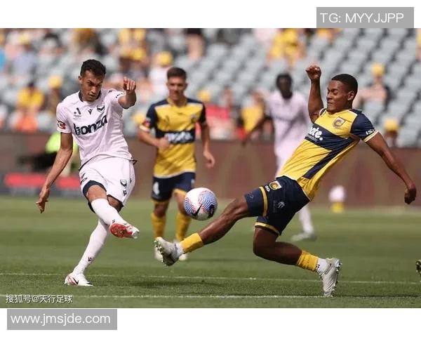 墨尔本胜利队与悉尼水手队激战在即谁能在这场对决中笑到最后