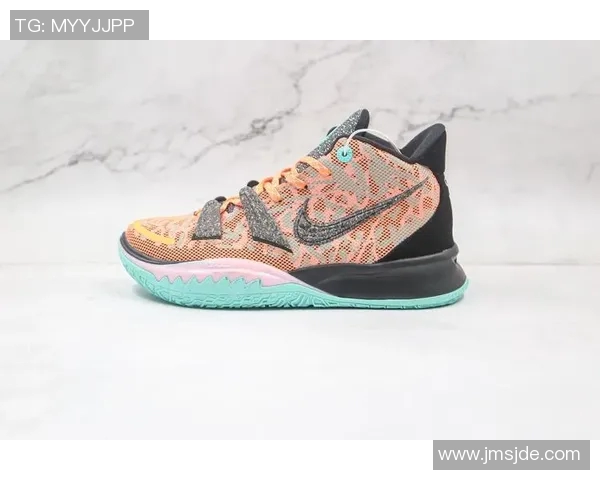 欧文新鞋发布会引发热议踩踏耐克Logo展现艺术无界限的理念 欧文新鞋发布会引发热议踩踏耐克Logo展现艺术无界限的理念