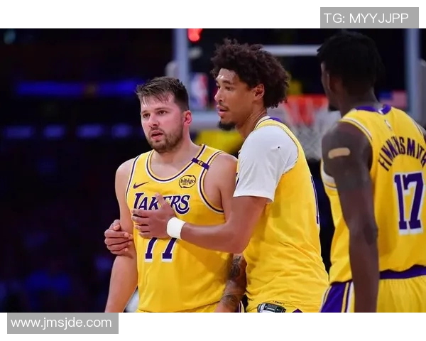 湖人对火箭精彩比赛视频回顾与分析全场高光时刻一网打尽 湖人对火箭精彩比赛视频回顾与分析全场高光时刻一网打尽