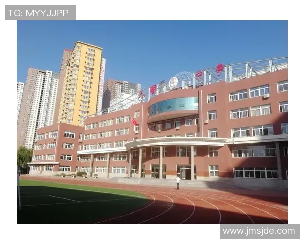 王汝恒的奋斗历程与人生哲学探索：从平凡到卓越的成长之路