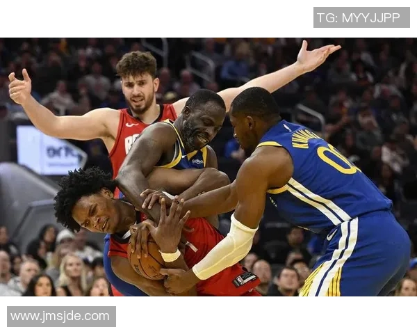 火箭队与雷霆队精彩对决29号比赛录像回顾与分析