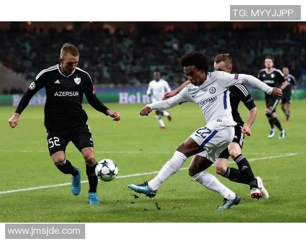 卡拉巴克与特拉维夫的激烈对决揭示足球战术与团队合作的重要性