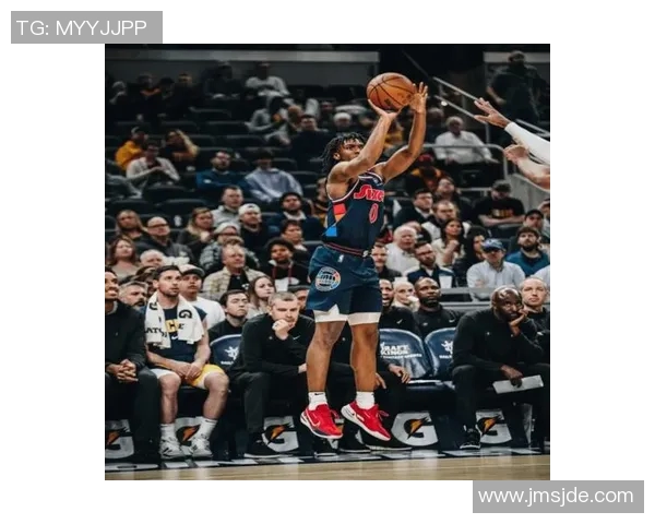 恩比德再创辉煌连续夺得得分王场均348分创近40年新高