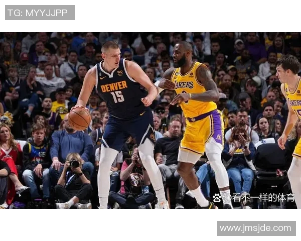 湖人对阵马刺马修斯表现分析与比赛精彩瞬间回顾 湖人对阵马刺马修斯表现分析与比赛精彩瞬间回顾