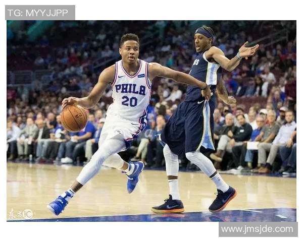 灰熊与老鹰历史交锋记录分析及战绩对比探讨 灰熊与老鹰历史交锋记录分析及战绩对比探讨