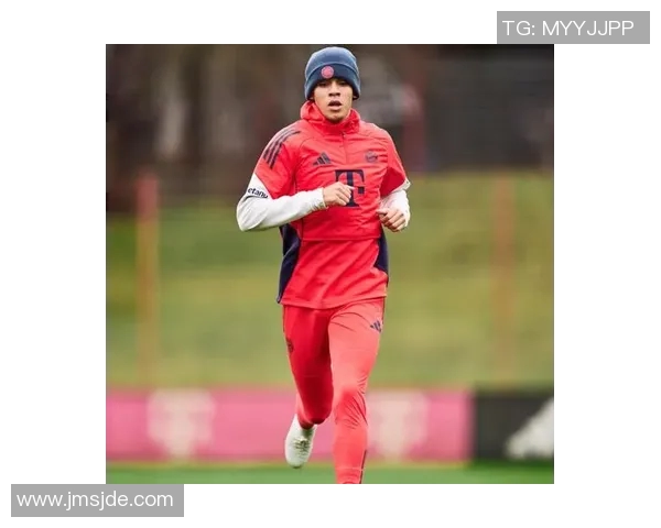 穆西亚拉：新一代足球天才的崛起与未来展望