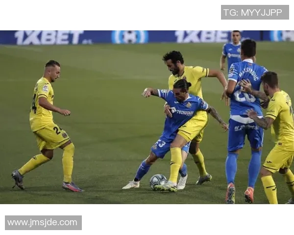 阿根廷男篮与波兰激战正酣谁能在国际赛场上笑到最后