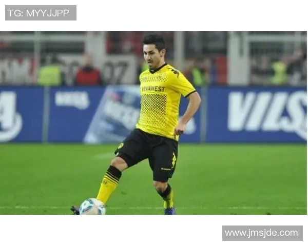 京多安的足球旅程：从德甲明星到英超巨星的辉煌蜕变与未来展望