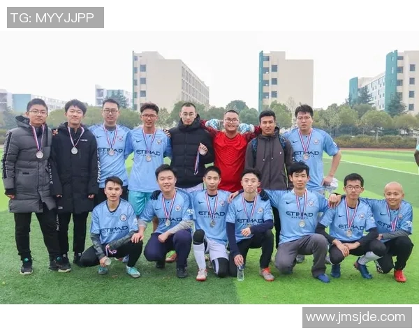 杭州足球队的拼搏之路与杯赛荣耀的背后故事MBA