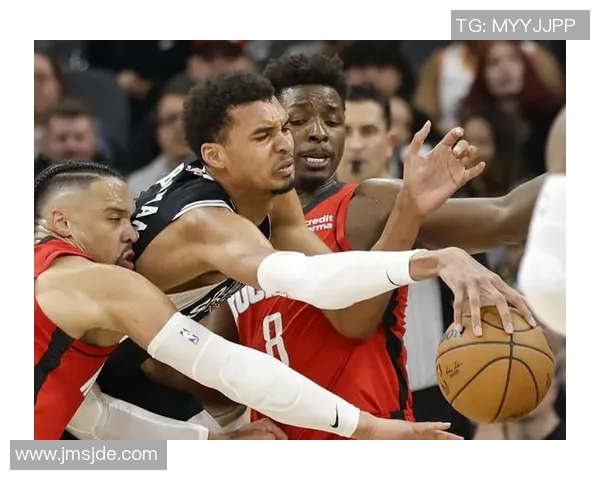 火箭与马刺季后赛经典对决回顾分析与精彩瞬间重温 火箭与马刺季后赛经典对决回顾分析与精彩瞬间重温