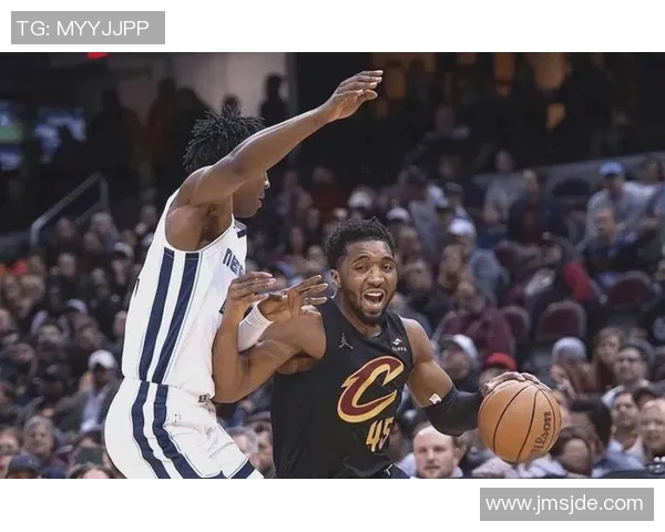 灰熊与骑士精彩对决全场回放分析及精彩瞬间回顾 灰熊与骑士精彩对决全场回放分析及精彩瞬间回顾