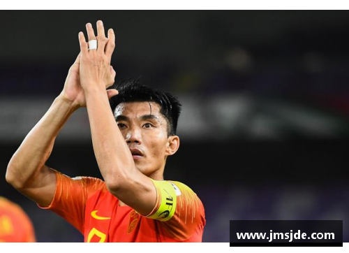 米乐M6郑智：足球场上的传奇巨星与他不朽的荣耀之路 - 副本